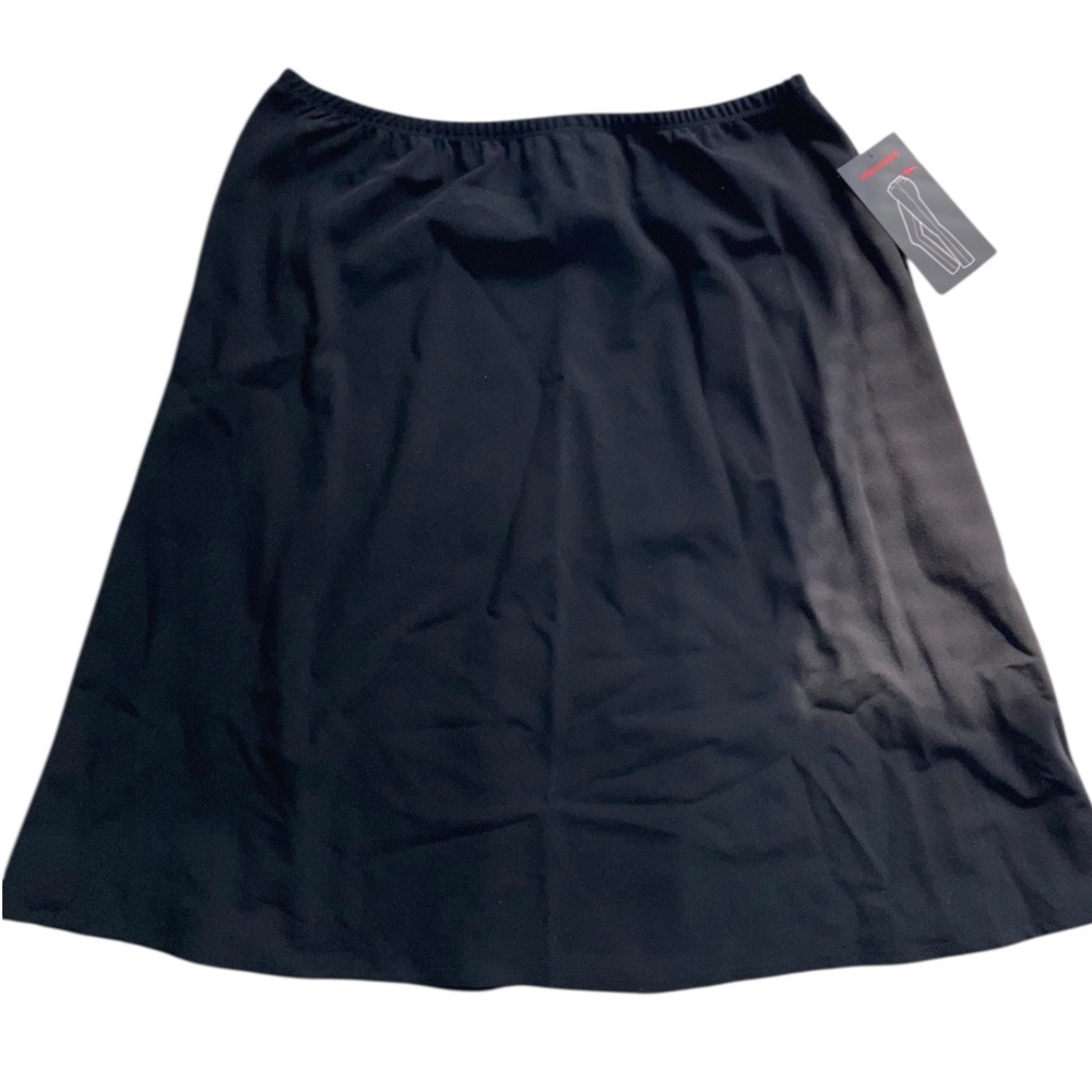 Briggs A-Line Skirt Black Elegant Design